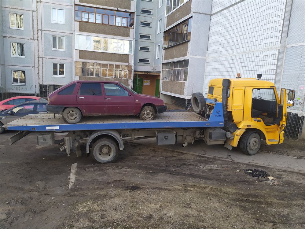 Улицы Ульяновска очищают от незаконных объектов