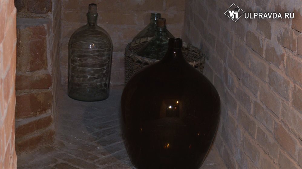 История предметов. В чём симбиряне хранили масло и чему равна русская бутылка