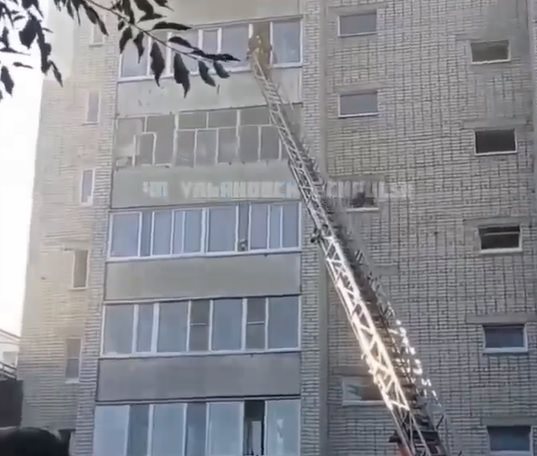 На улице Станкостроителей возник пожар в многоэтажном доме. Были эвакуированы 45 человек