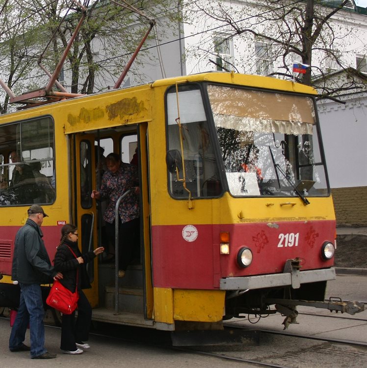 Бесплатно только нуждающимся. Почему в Ульяновске отменяют транспортные льготы для школьников