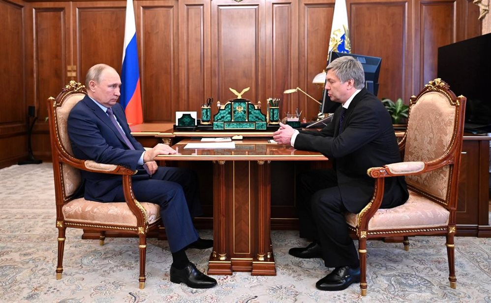 Алексей Русских поздравил Владимира Путина с юбилеем
