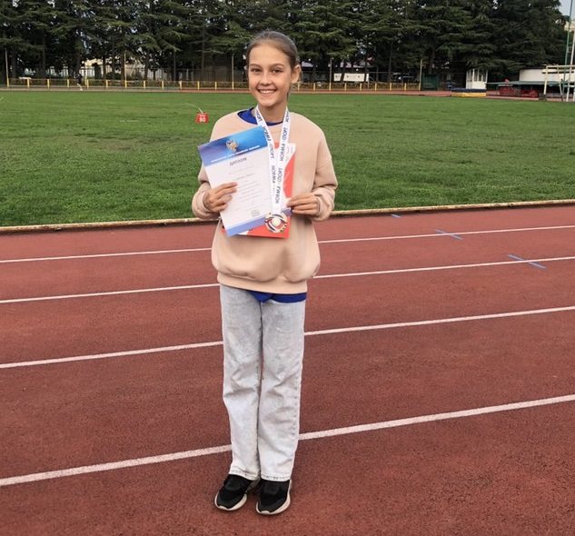 Юная легкоатлетка из Ульяновской области улетела к медали с личным рекордом