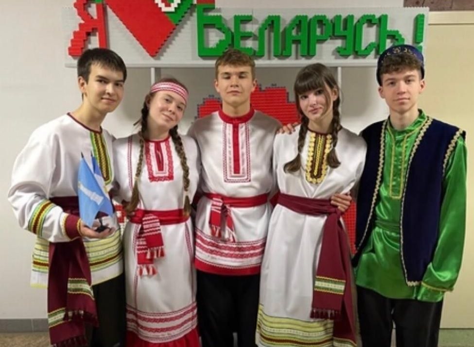 Ребята из Ульяновска участвуют в работе международной школы молодежной дипломатии