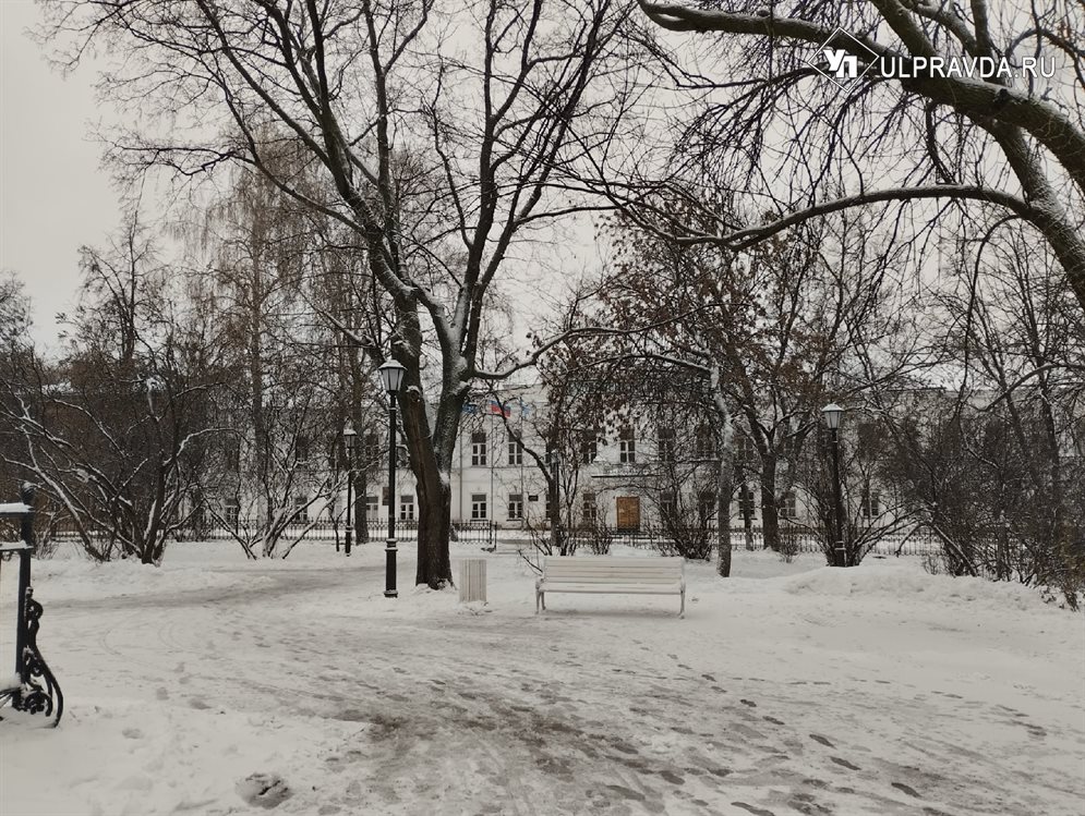 МЧС предупреждает ульяновцев о мокром снеге и гололёде