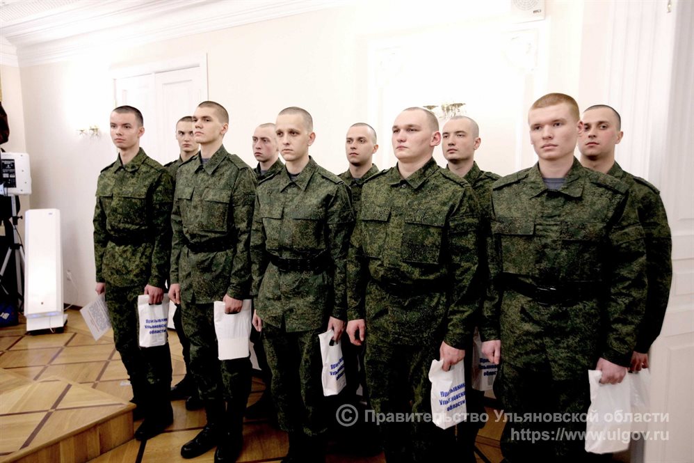 На военную службу в Президентский полк призваны десять ульяновцев