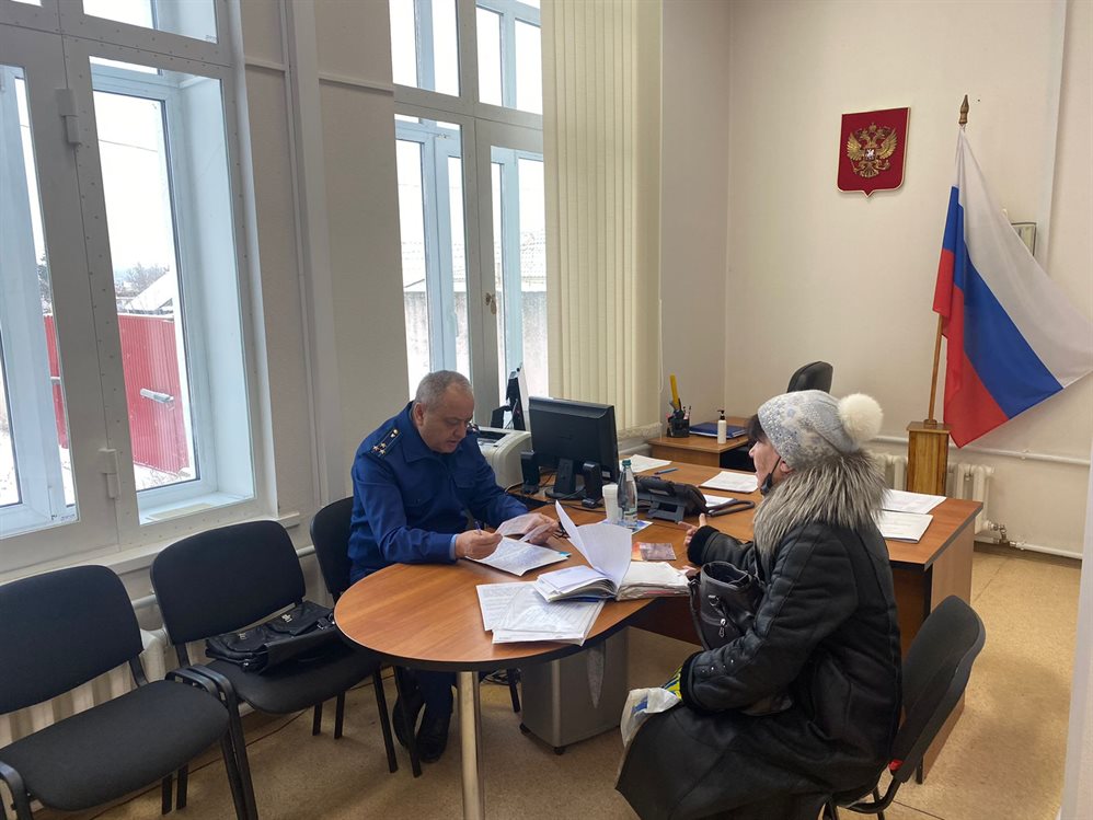 С жителями Инзенского и Базарносызганского районов поговорил прокурор