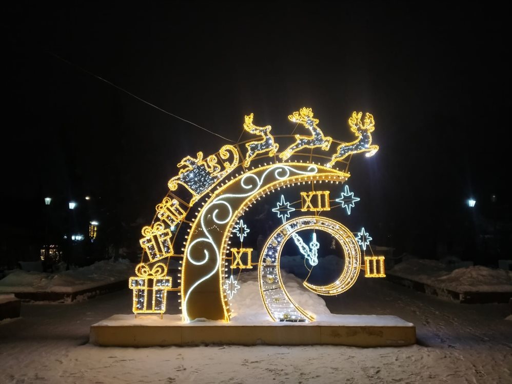 Ульяновск украшают к Новому году