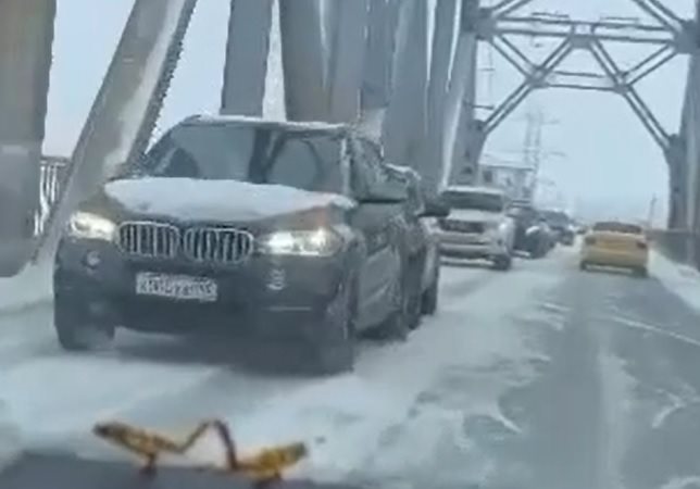 На Императорском мосту произошла вторая авария за день