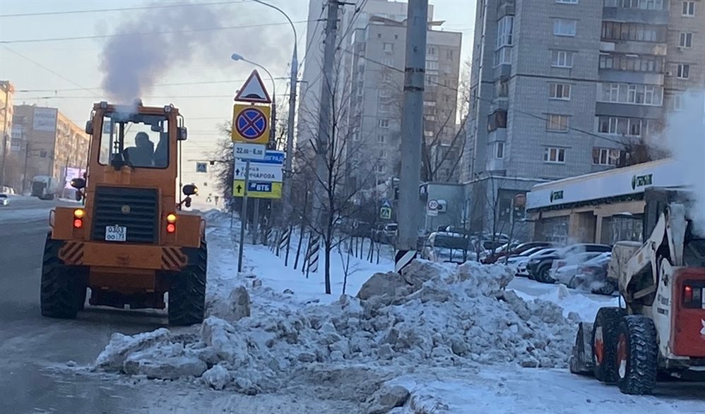 С начала зимы с улиц Ульяновска вывезли почти шесть тысяч самосвалов снега