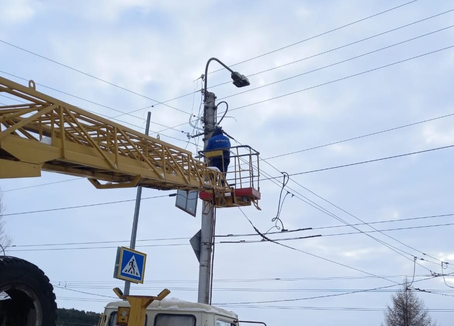 Предприятие «Горсвет» продолжает восстанавливать освещение на улицах Ульяновска