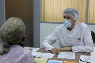 Ульяновские врачи провели профилактический осмотр посетителей МФЦ