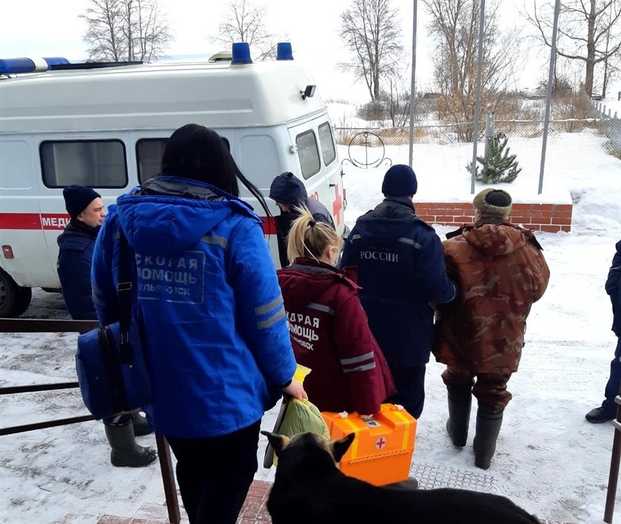 Ульяновские спасатели помогли рыбаку, у которого случился инсульт
