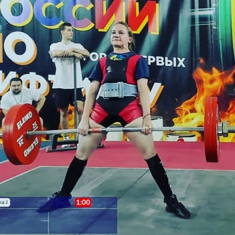 Ульяновская спортсменка Наталья Сальникова стала 11-кратной чемпионкой России по пауэрлифтингу