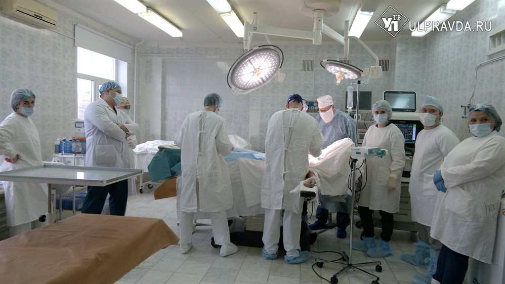 Онкологи из Москвы помогут ульяновским врачам делать сложные операции