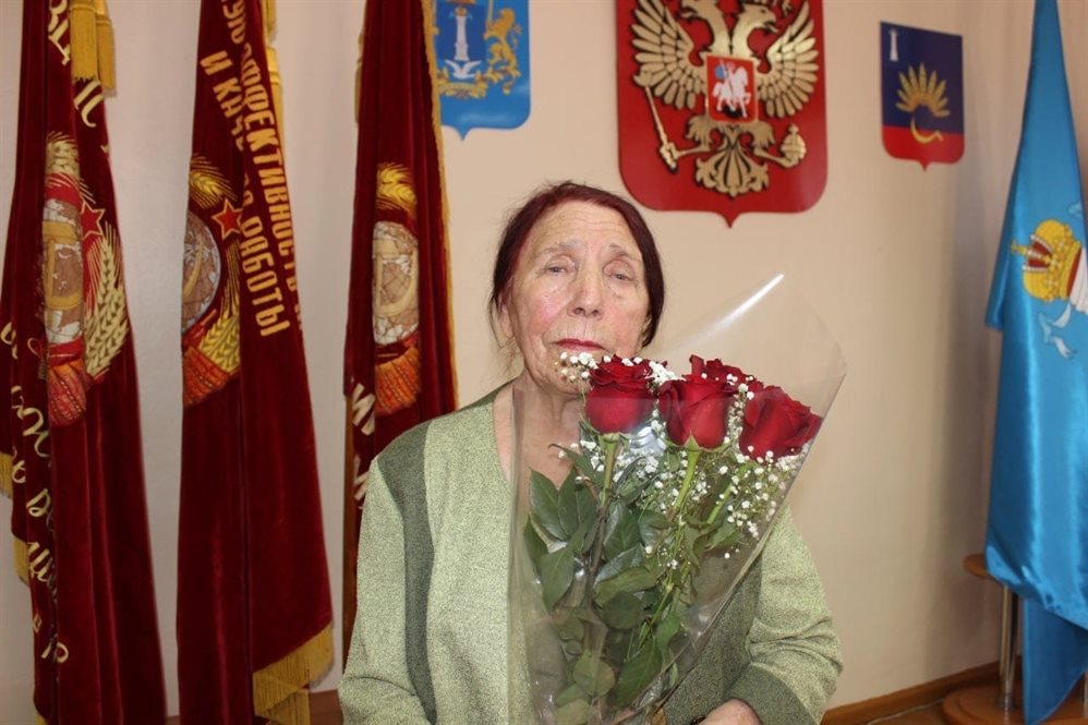 Владимир Путин поздравил заслуженную учительницу из Ульяновской области с 90-летием