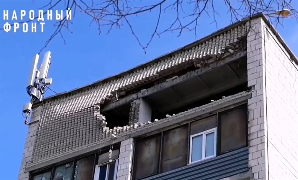 В центре специализированных видов медпомощи в Ульяновске рухнула стена