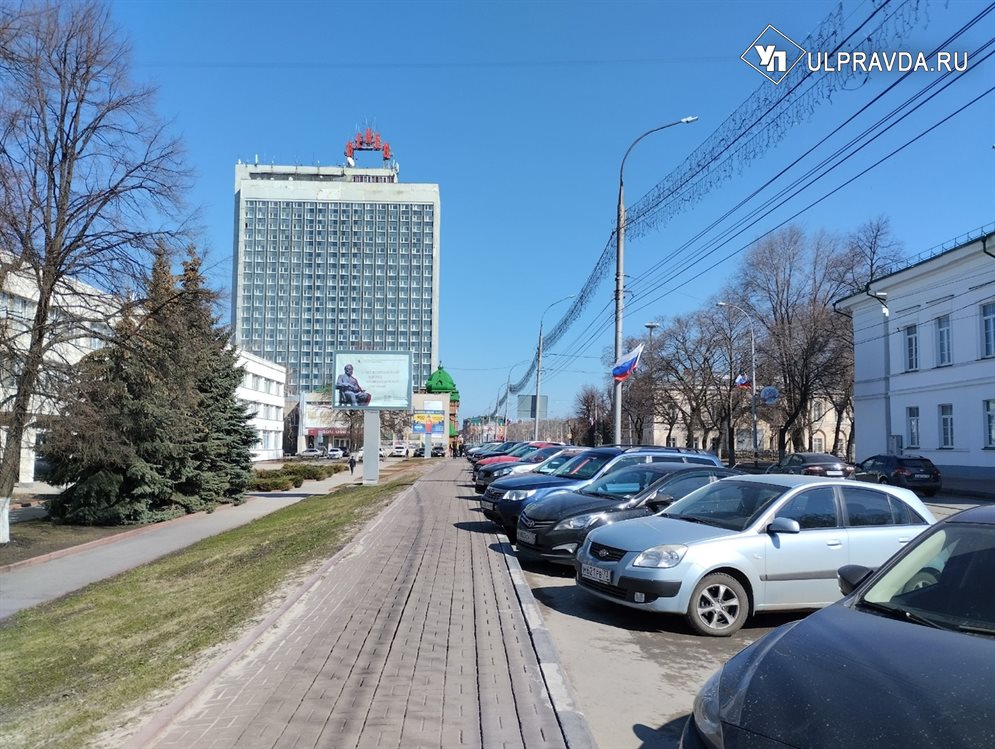 Западные автопроизводители ограничили работу приложений в России