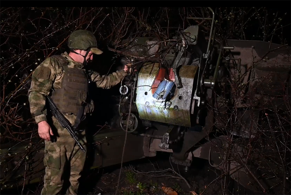 Белояр бог. Советские военные плакаты. Жег врага. Бей фашистов. Жег врага.