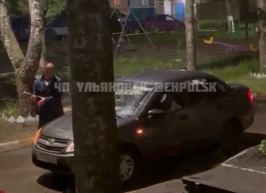 На Кузоватовской двое мужчин напали на таксиста. Полиция проводит проверку