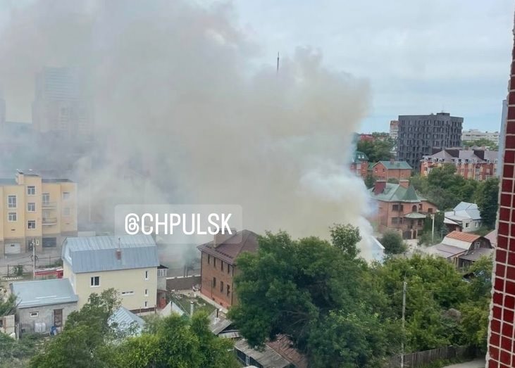 Пожар в центре Ульяновска тушили 28 человек и шесть спецмашин