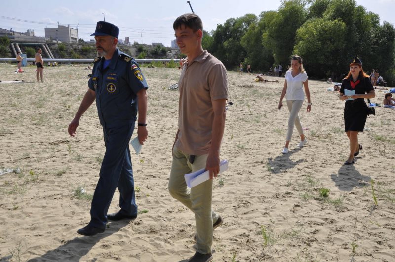 В Ульяновске, на Свияжский пляж нагрянули полицейские