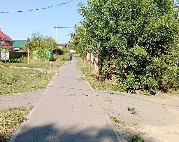В Ульяновском районе расчистили велодорожки и тротуары