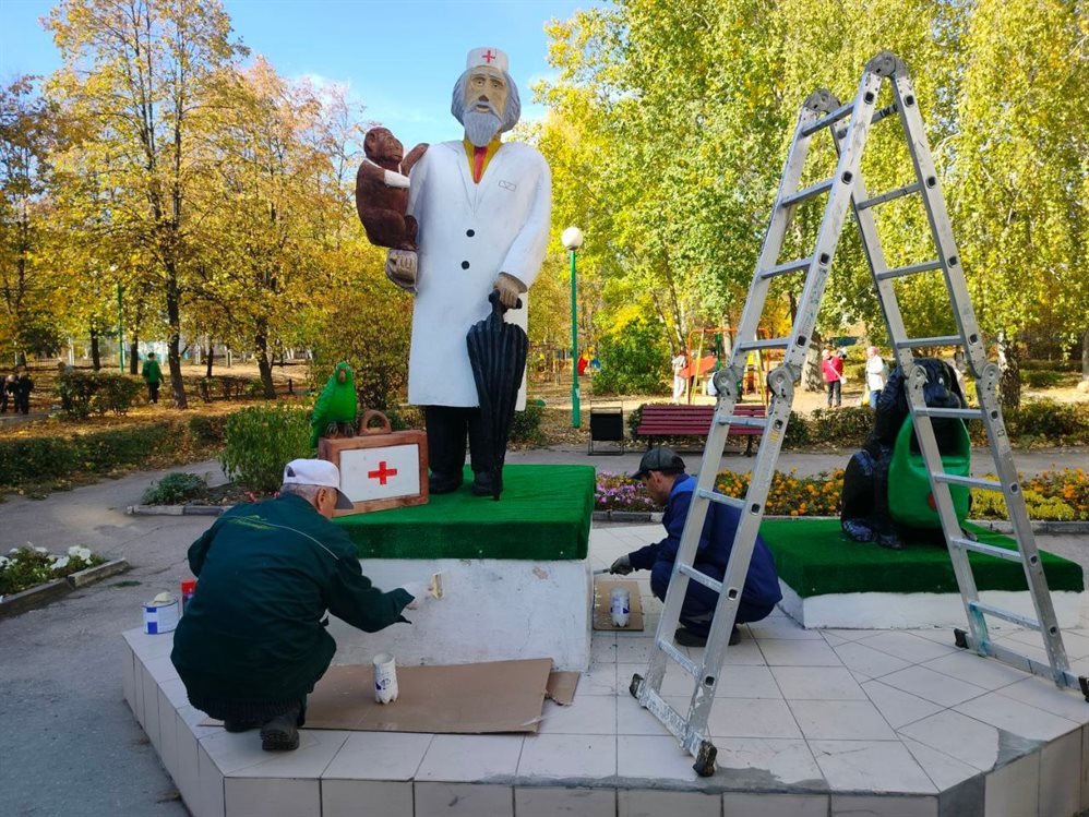 Сегодня на бульваре Фестивальном откроют обновлённый памятник Айболиту