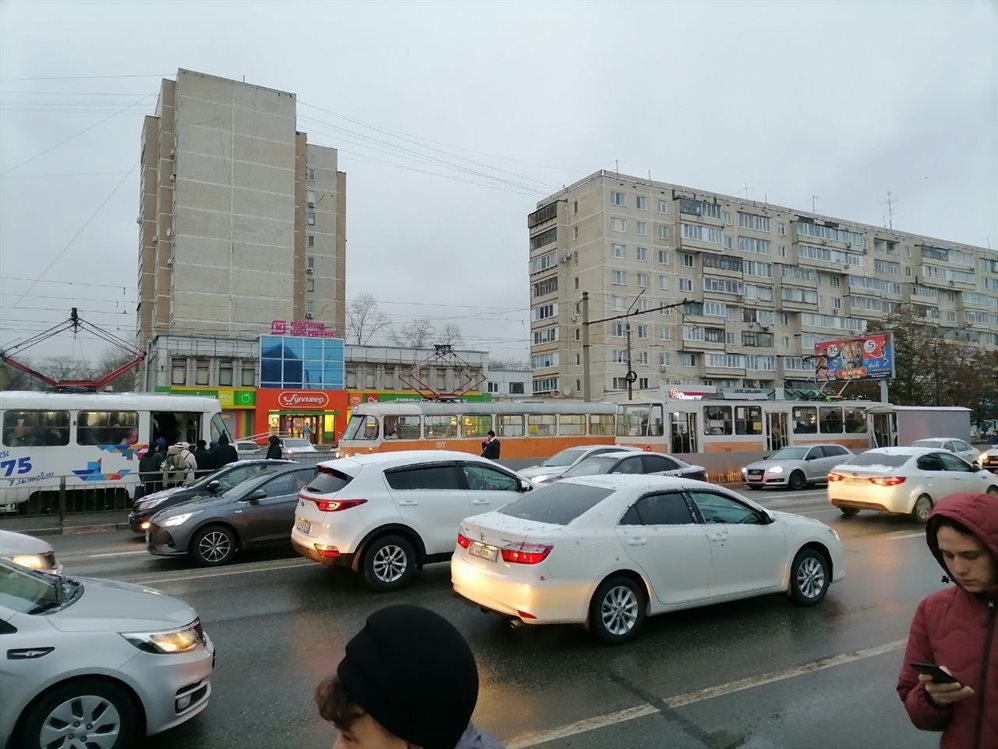 В администрации Ульяновска рассказали, почему трамваи долго стояли на улице Кирова