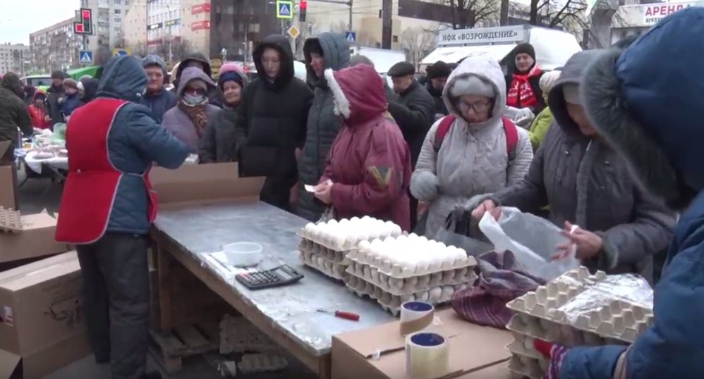 Яйца, рыба, курага и соленья. В Ульяновск съехались сельхозпредприниматели на ярмарку