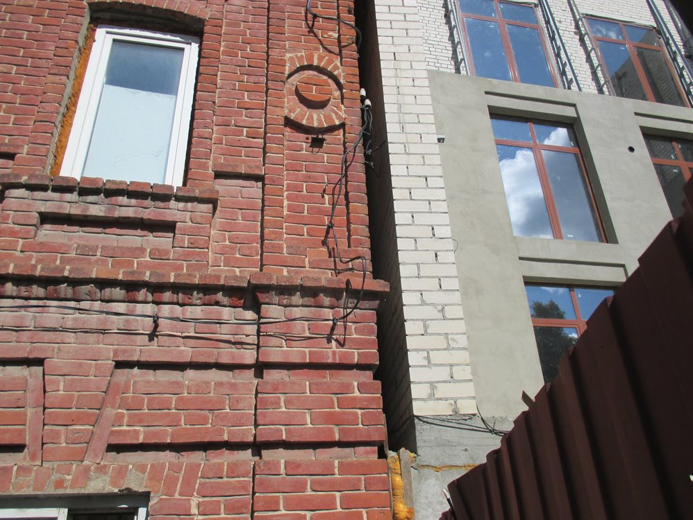«Элитная» угроза. В Ульяновске жильцы выступают против строительства дома по соседству
