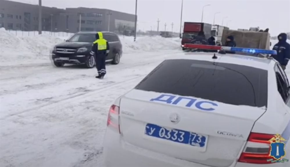 На ульяновской трассе для помощи водителям задействованы семь экипажей ДПС