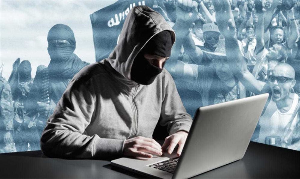 Экстремист в интернете. Экстремизм в интернете. Вербовка в интернете. Терроризм в интернете.