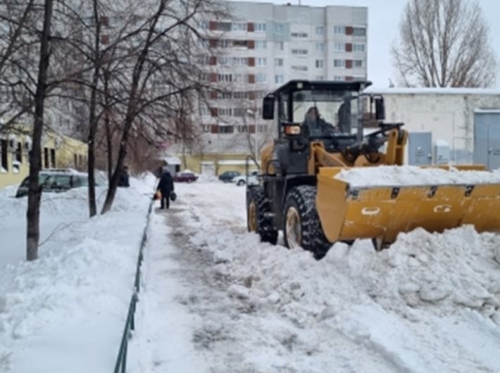В администрации Ульяновска рассказали, почему возникли проблемы с уборкой снега