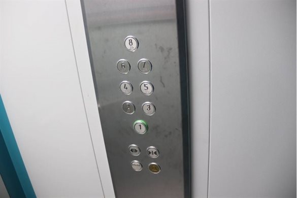 В четырёх ульяновских больницах заменят лифты