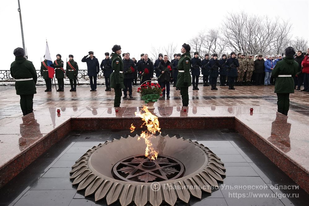 Память воинов - участников Сталинградской битвы почтили в Ульяновской области