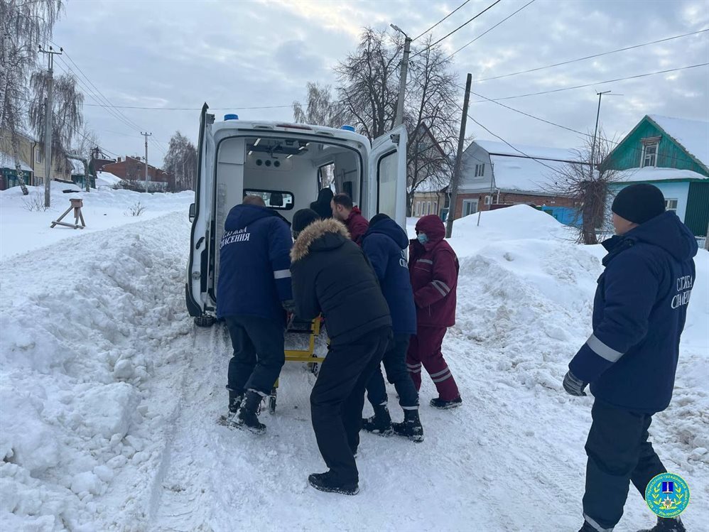 В Ульяновске скорая помощь не смогла подъехать к дому пациентки