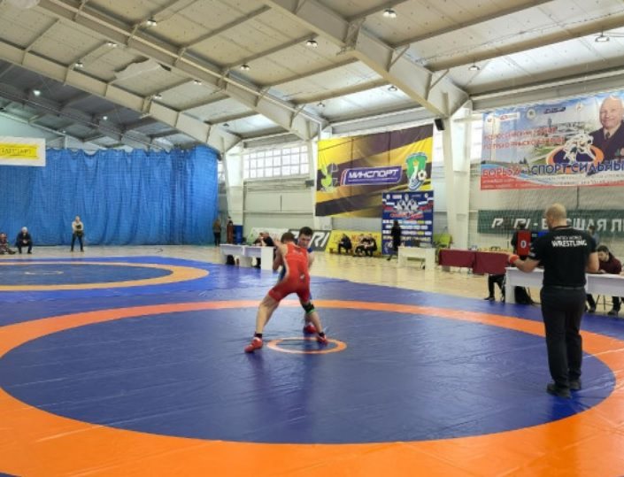 Всероссийский турнир по греко-римской борьбе стартовал в Ульяновске