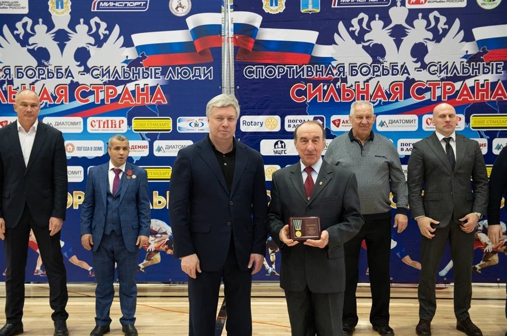 В Ульяновской области почтили память заслуженного тренера РСФСР и СССР Анатолия Винника