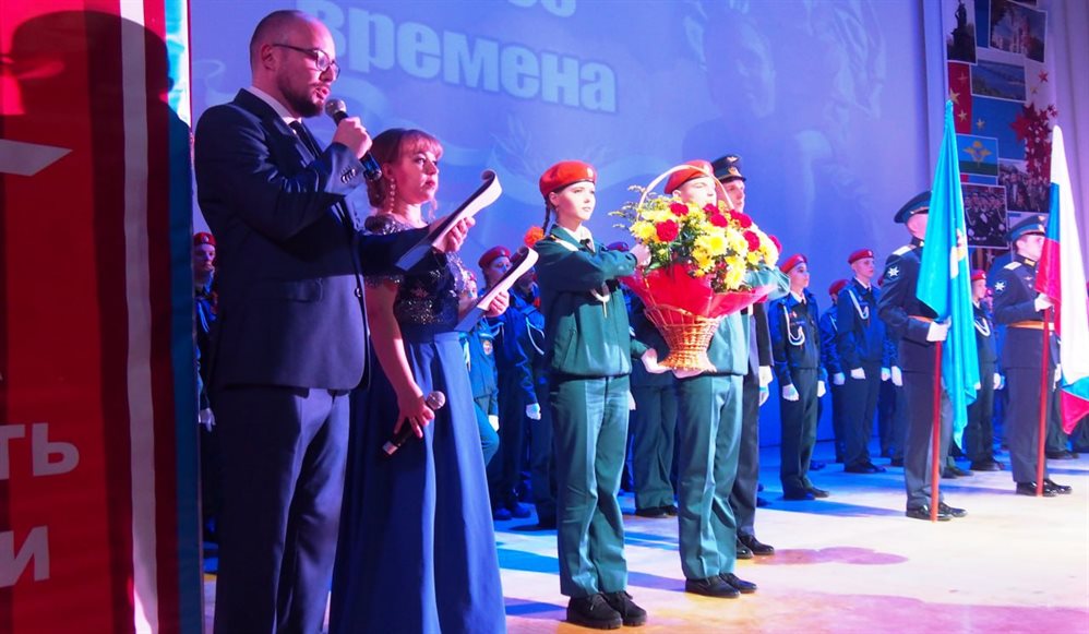 В Ульяновске прошел торжественный концерт «На страже Родины во все времена»