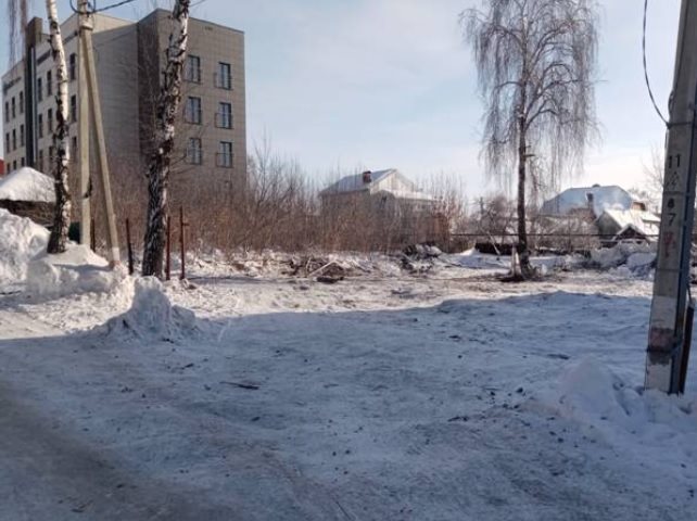 На улице Кирова собственник снёс заброшенное здание