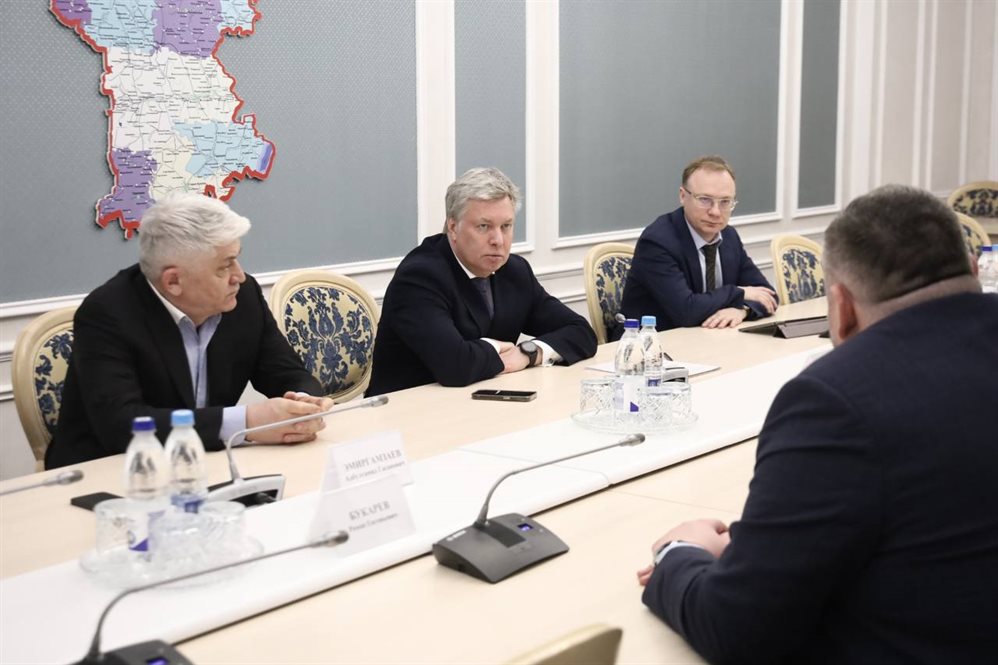 Алексей Русских встретился с новым управляющим директором станкостроительного завода