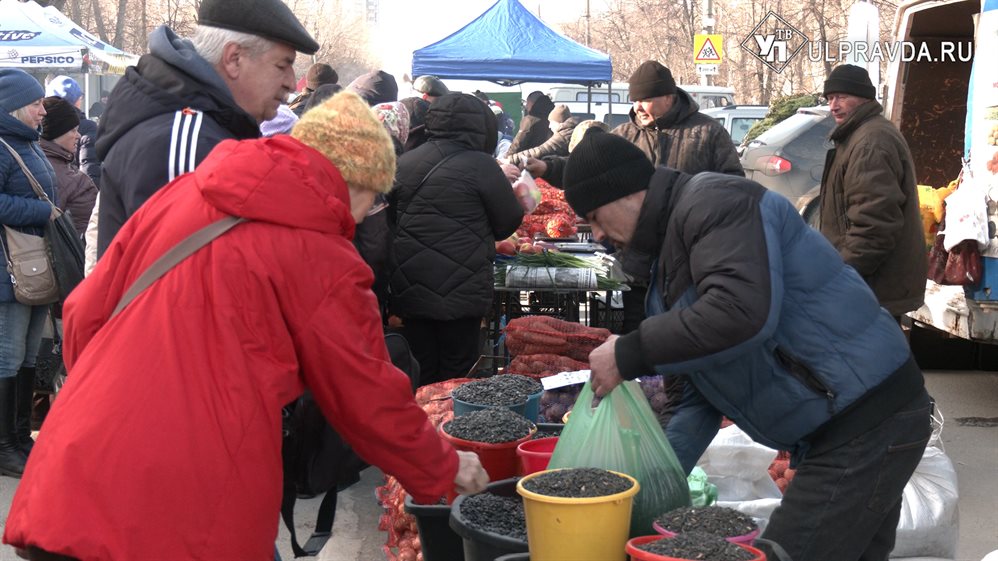 Картофель по 20, яйца – по 85. Что и почем продавали на первой весенней ярмарке в Ульяновске