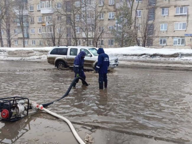 С улиц Ульяновска на прошлой неделе откачали почти шесть тысяч кубометров талой воды