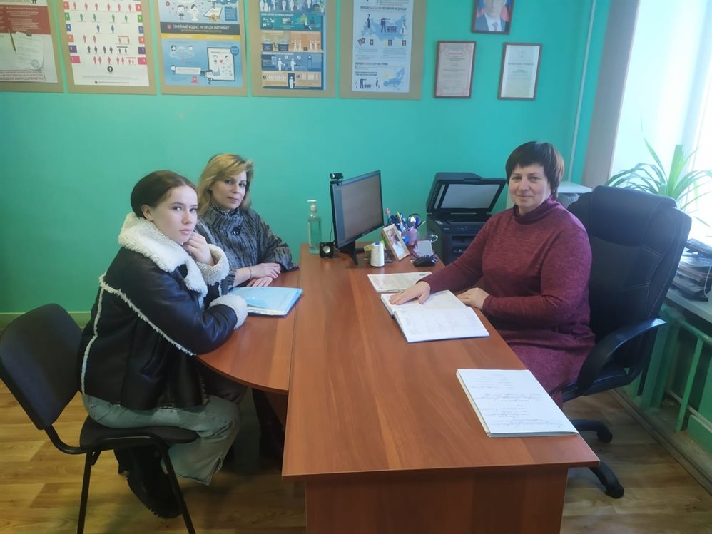Нотариусы Ульяновской области проконсультировали граждан в день бесплатной юрпомощи