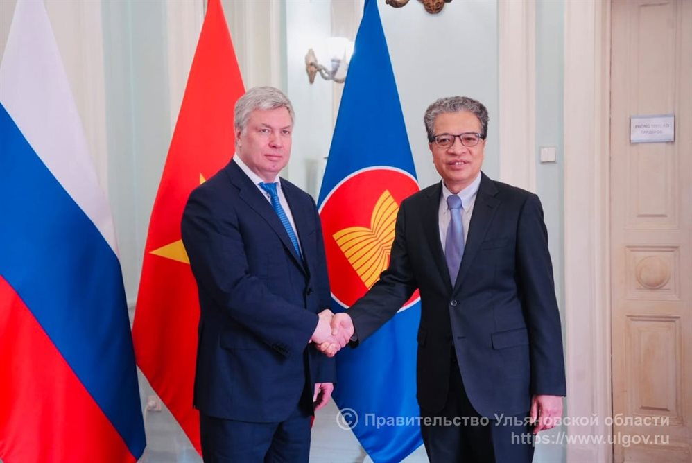 Алексей Русских и посол Вьетнама в России Данг Минь Кхой наметили дополнительные направления сотрудничества