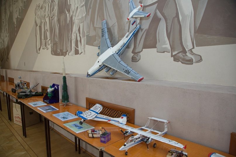 Ульяновские подростки разработали макеты роботов, подводных лодок и ракет