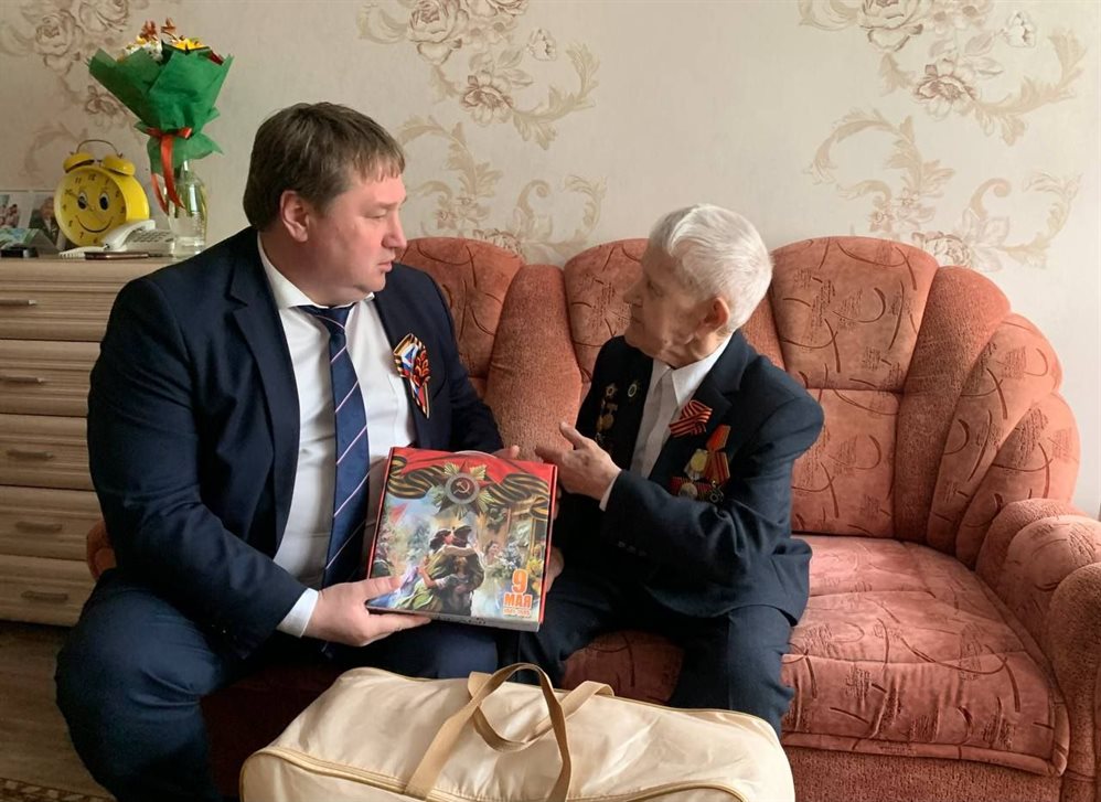 Глава Ульяновска побывал в гостях у ветерана Великой Отечественной войны