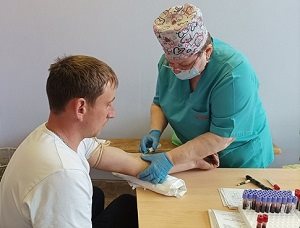 Ульяновские медики проверили здоровье у тренеров и работников школы олимпийского резерва