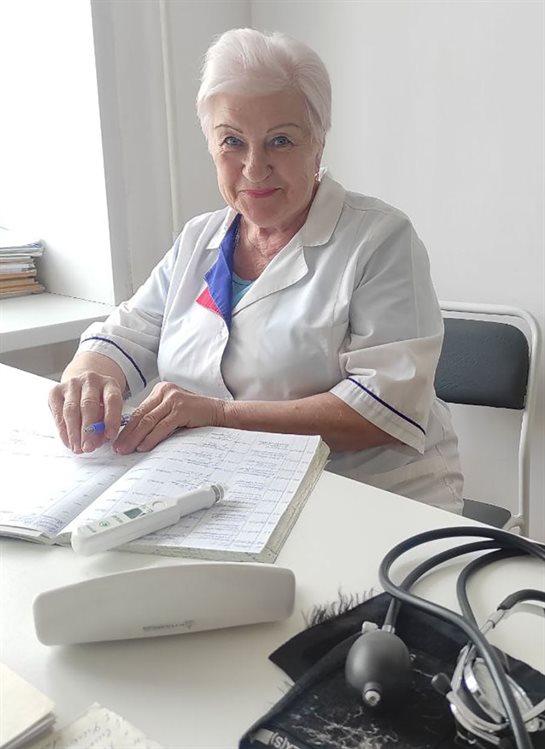 Как сельская медсестра Любовь Балясникова всегда сохраняет спокойствие