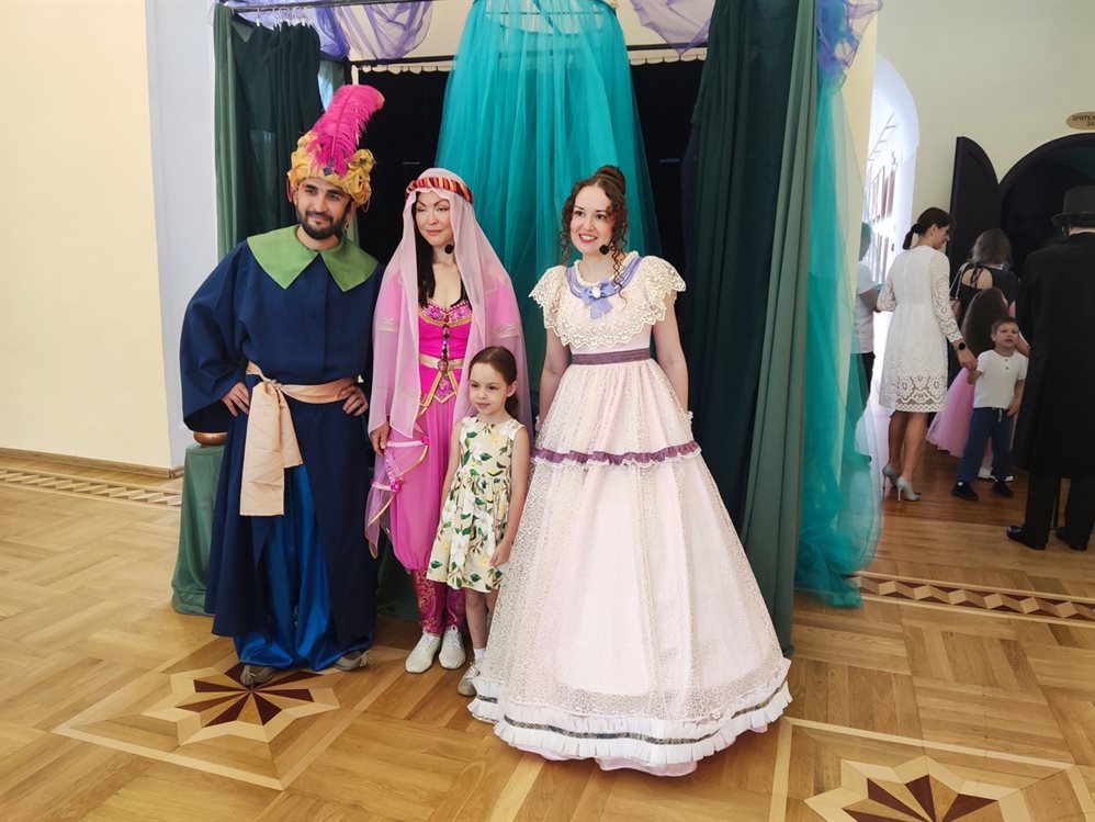 В Ульяновске был дан ежегодный Пушкинский детский бал